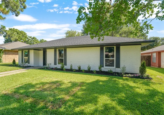 Photo 3 of Single family home for sale at 1441 Evergreen Dr, Lewisville, TX 75067 | MLS# 21327260 | Listing updated on 2026-09-09