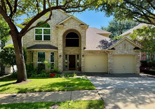 Photo 2 of Single family home for sale at 332 Kahala Dr, Dallas, TX 75218 | MLS# 21326031 | Listing updated on 2026-09-07