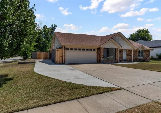 Photo 2 of Sale Pending at 9901 Dickens Dr, Benbrook, TX 76126 | MLS# 21326002 | Listing updated on 2026-07-28