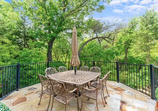Photo 3 of Single family home for sale at 1005 Sonoma Dr, Mc Kinney, TX 75072 | MLS# 21323406 | Listing updated on 2026-09-13