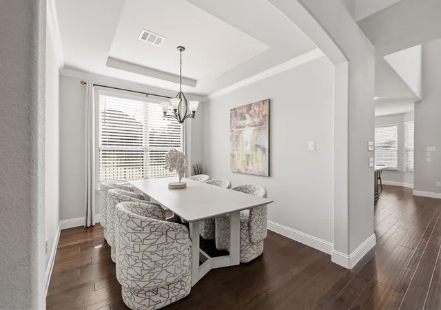 Photo 4 of Single family home for sale at 8205 Plumbago Wy, Dallas, TX 75252 | MLS# 21327481 | Listing updated on 2026-09-12