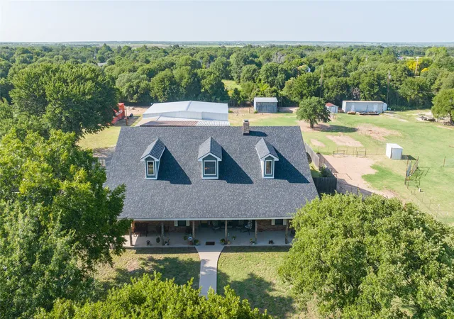 Photo 3 of Single family home for sale at 7922 County Road 229, Clyde, TX 79510 | MLS# 21327556 | Listing updated on 2026-07-31