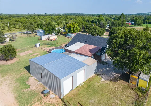 Photo 4 of Single family home for sale at 7922 County Road 229, Clyde, TX 79510 | MLS# 21327556 | Listing updated on 2026-07-31