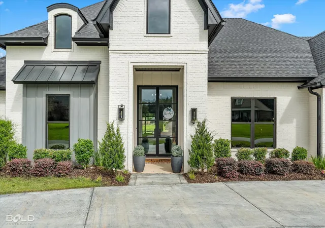 Photo 1 of Single family home for sale at 1233 Big Pine Key Ln, Benton, LA 71006 | MLS# 21324558 | Listing updated on 2026-09-08