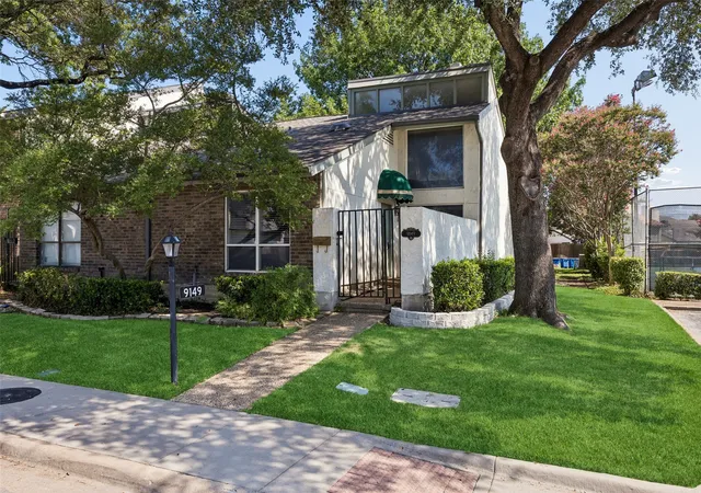 Photo 2 of Townhouse for sale at 9149 Emberglow Ln, Dallas, TX 75243 | MLS# 21322214 | Listing updated on 2026-09-11