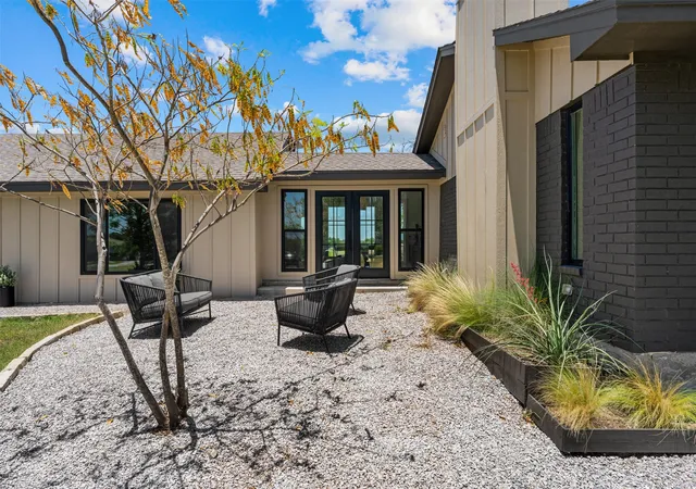 Photo 2 of Sale Pending at 3103 Mockingbird Ln, Moody, TX 76557 | MLS# 21321016 | Listing updated on 2026-09-10