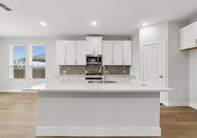 Photo 4 of Townhouse for sale at 3042 Corvara Dr, Prosper, TX 75078 | MLS# 21327664 | Listing updated on 2026-09-27