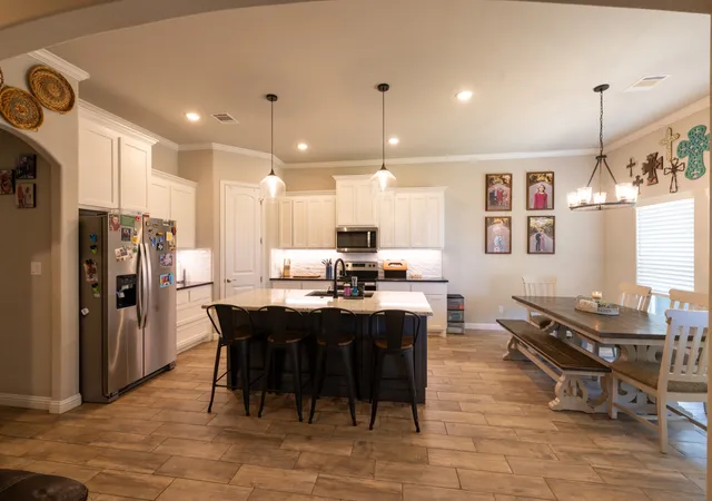 Photo 4 of Sale Pending at 3006 Promenade Dr, Granbury, TX 76049 | MLS# 21327657 | Listing updated on 2026-09-14