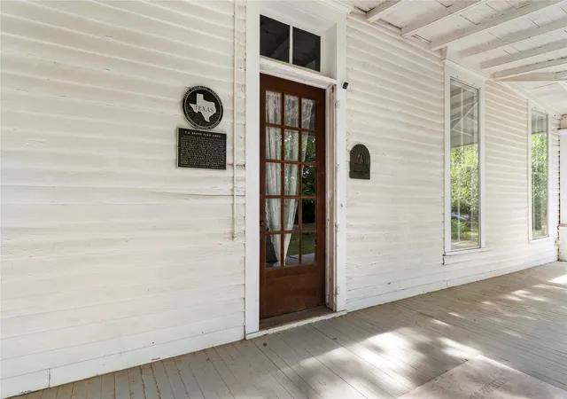 Photo 3 of Single family home for sale at 4611 Kelton Dr, Dallas, TX 75209 | MLS# 21317577 | Listing updated on 2026-08-01
