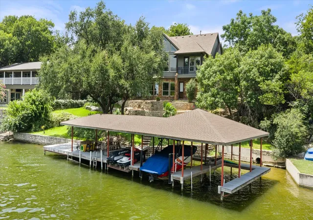 Photo 1 of Single family home for sale at 1101 Hidden Cove Trl, Granbury, TX 76049 | MLS# 21320167 | Listing updated on 2026-09-16
