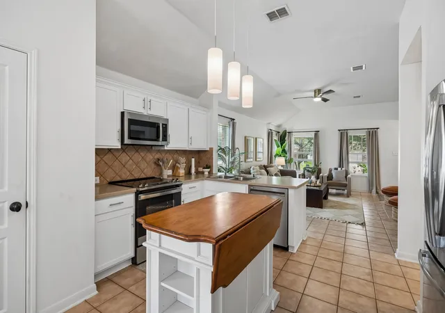 Photo 2 of Single family home for sale at 4941 Ambrosia Dr, Fort Worth, TX 76244 | MLS# 21323791 | Listing updated on 2026-09-14