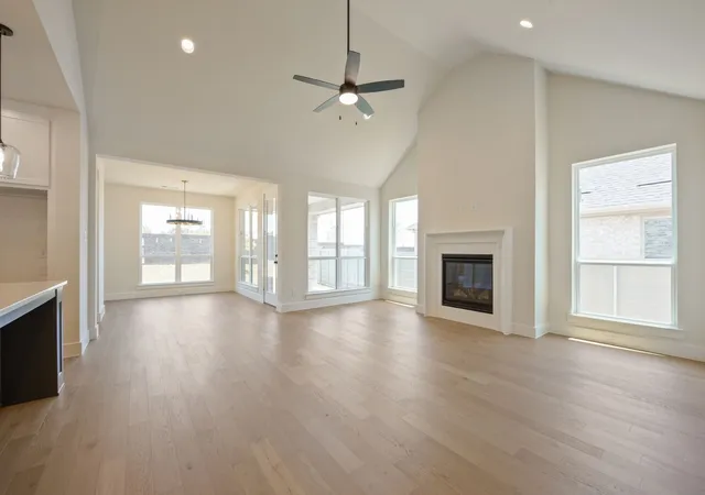 Photo 3 of Sale Pending at 9817 Oak Glade Dr, Denton, TX 76207 | MLS# 21327892 | Listing updated on 2026-09-15