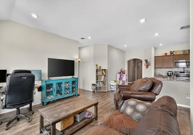Photo 3 of Single family home for sale at 801 Turnbuckle Ct, Royse City, TX 75189 | MLS# 21327968 | Listing updated on 2026-09-23