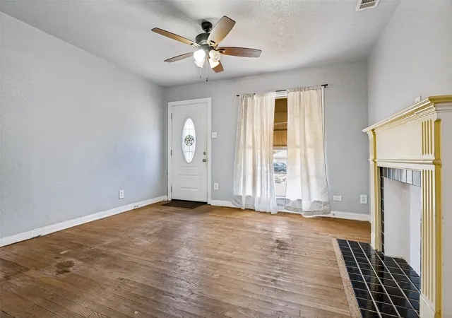 Photo 3 of Single family home for sale at 1343 E Ann Arbor Ave, Dallas, TX 75216 | MLS# 21327287 | Listing updated on 2026-09-08