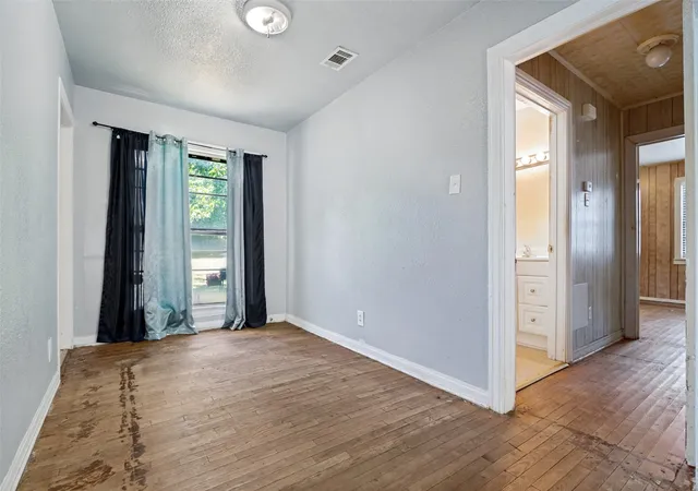 Photo 4 of Single family home for sale at 1343 E Ann Arbor Ave, Dallas, TX 75216 | MLS# 21327287 | Listing updated on 2026-09-08
