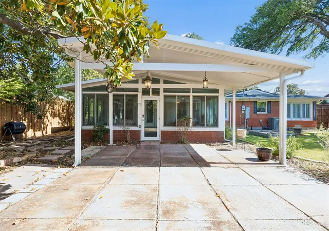 Single family home for sale at 504 Monssen Dr, Dallas, TX 75224 | MLS# 21317294