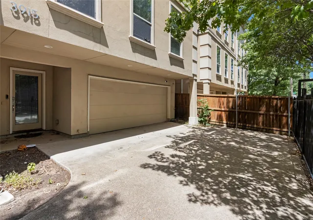 Photo 1 of Townhouse for sale at 3915 Congress Ave #200, Dallas, TX 75219 | MLS# 21327732 | Listing updated on 2026-09-19