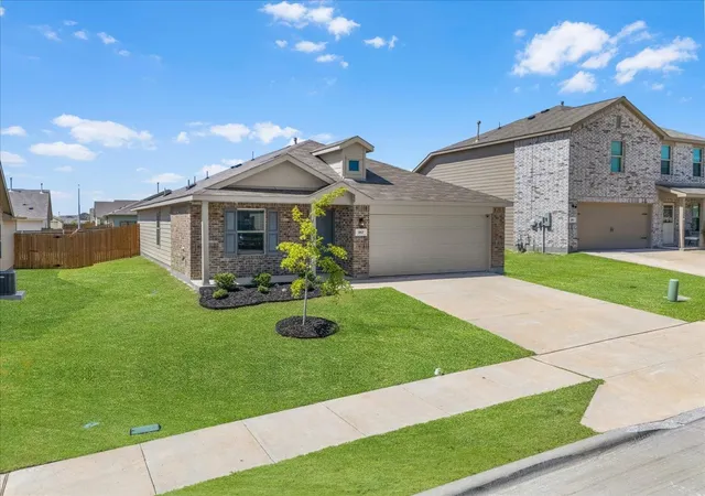 Photo 3 of Single family home for sale at 357 Dry Canyon Wy, Haslet, TX 76052 | MLS# 21326051 | Listing updated on 2026-09-22