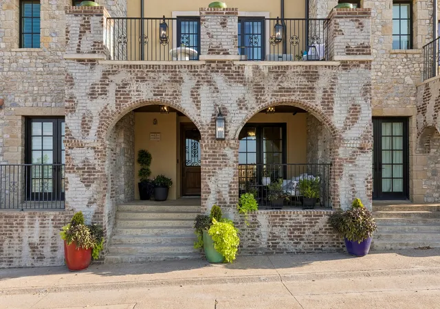 Photo 1 of Single family home for sale at 63 Cortes Dr, Roanoke, TX 76262 | MLS# 21314320 | Listing updated on 2026-09-17