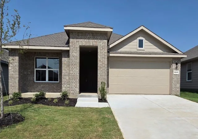 Photo 1 of Sale Pending at 16545 Hudson Prairie Wy, Justin, TX 76247 | MLS# 21326118 | Listing updated on 2026-09-21