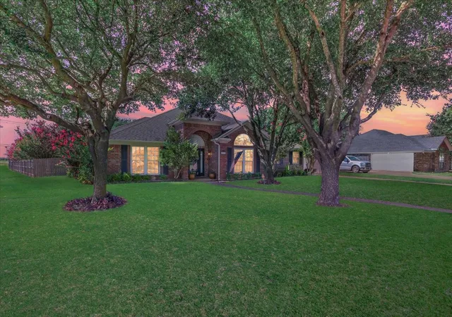 Photo 38 of Single family home for sale at 812 Country Lane Dr, Mc Gregor, TX 76657 | MLS# 21307314 | Listing updated on 2026-09-10