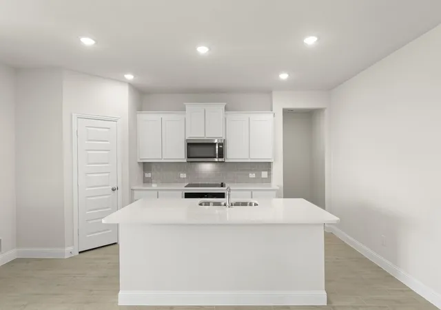 Photo 3 of Single family home for sale at 6221 Delacroix Dr, Royse City, TX 75189 | MLS# 21328317 | Listing updated on 2026-09-14