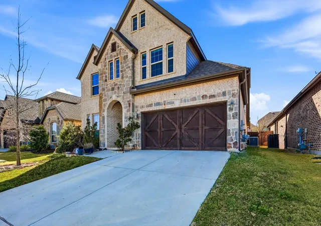 Photo 3 of Single family home for sale at 2717 Calloway Crk, Fort Worth, TX 76118 | MLS# 21324417 | Listing updated on 2026-09-12