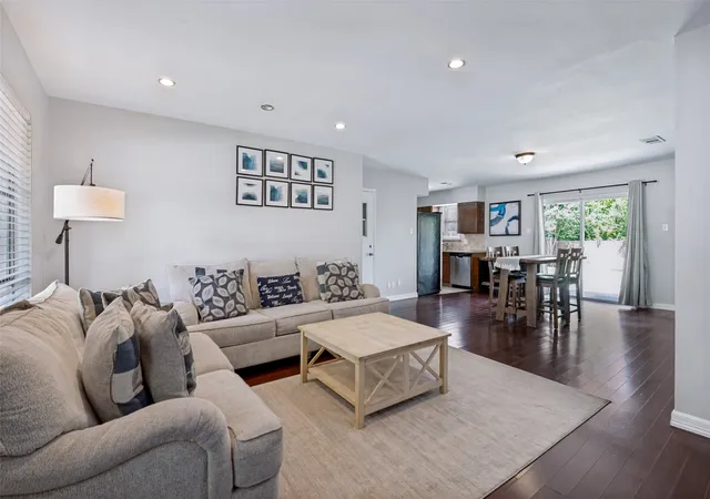 Photo 2 of Single family home for sale at 1404 Timberlake Cir, Richardson, TX 75080 | MLS# 21328346 | Listing updated on 2026-09-08