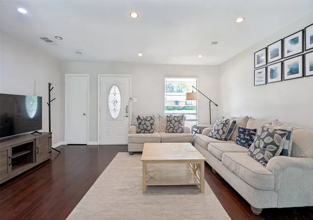 Photo 3 of Single family home for sale at 1404 Timberlake Cir, Richardson, TX 75080 | MLS# 21328346 | Listing updated on 2026-09-08