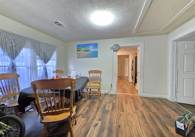 Photo 4 of Single family home for sale at 2714 Lenway St, Dallas, TX 75215 | MLS# 21328384 | Listing updated on 2026-08-01