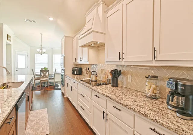 Photo 4 of Single family home for sale at 7409 Autumn Grove Ln, Ponder, TX 76259 | MLS# 21326973 | Listing updated on 2026-09-27