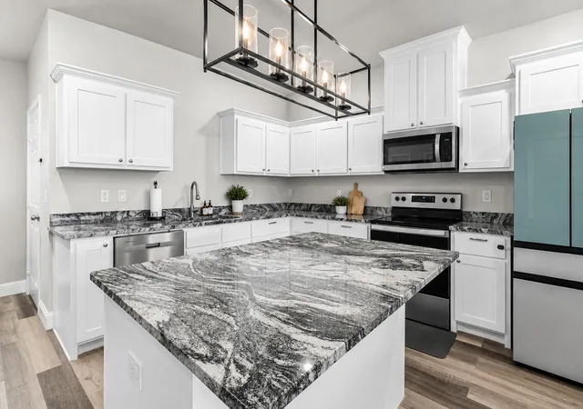 Photo 2 of Single family home for sale at 239 Marianne Cir, Sulphur Springs, TX 75482 | MLS# 21328460 | Listing updated on 2026-09-10