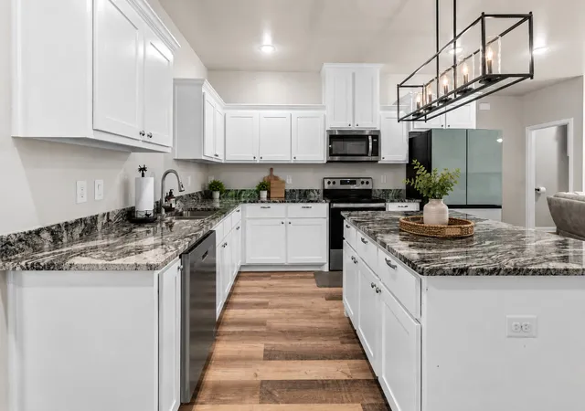 Photo 3 of Single family home for sale at 239 Marianne Cir, Sulphur Springs, TX 75482 | MLS# 21328460 | Listing updated on 2026-09-10