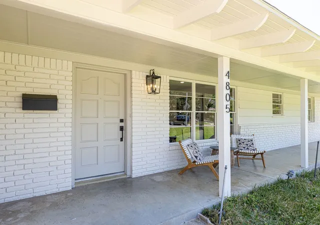 Photo 4 of Single family home for sale at 4805 Hildring Dr E, Fort Worth, TX 76109 | MLS# 21327859 | Listing updated on 2026-09-10