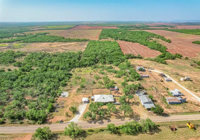 Photo 2 of Single family home for sale at 1195 County Road 415, Merkel, TX 79536 | MLS# 21325798 | Listing updated on 2026-09-16
