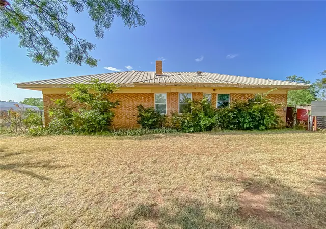 Photo 3 of Sale Pending at 1195 County Road 415, Merkel, TX 79536 | MLS# 21325798 | Listing updated on 2026-10-05