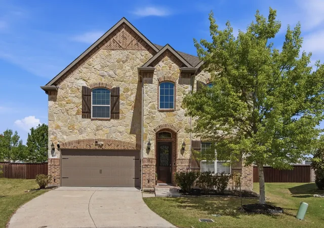 Photo 2 of Single family home for sale at 4211 Prado Ct, Irving, TX 75063 | MLS# 21326738 | Listing updated on 2026-09-08