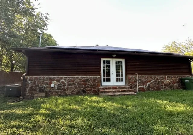 Photo 3 of Single family home for sale at 1114 14th St, Mineral Wells, TX 76067 | MLS# 21328572 | Listing updated on 2026-09-09
