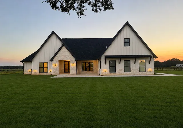 Photo 1 of Single family home for sale at 408 Vz County Road 2115, Canton, TX 75103 | MLS# 21328645 | Listing updated on 2026-09-21