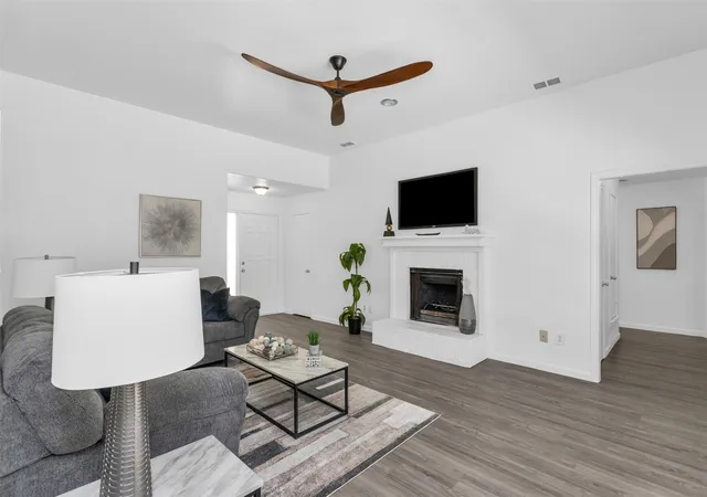 Photo 3 of Single family home for sale at 2506 Mckensie Ln, Grand Prairie, TX 75052 | MLS# 21324482 | Listing updated on 2026-09-11