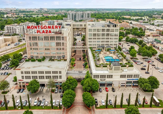 Photo 2 of Condo for sale at 2600 W 7th St #1415, Fort Worth, TX 76107 | MLS# 21328614 | Listing updated on 2026-09-12