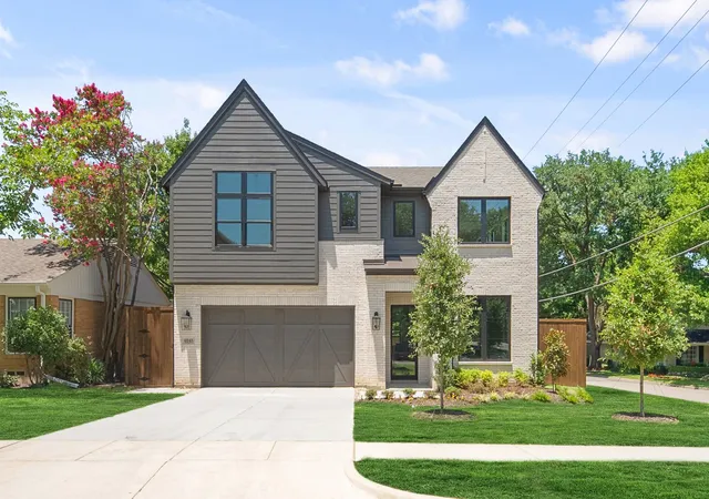 Photo 2 of Single family home for sale at 6245 Martel Ave, Dallas, TX 75214 | MLS# 21328666 | Listing updated on 2026-09-10