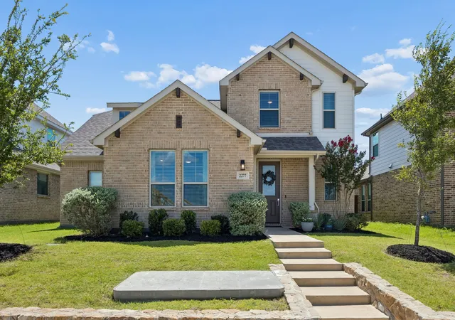 Photo 1 of Single family home for sale at 2277 Glacier Dr, Waxahachie, TX 75165 | MLS# 21326412 | Listing updated on 2026-09-19