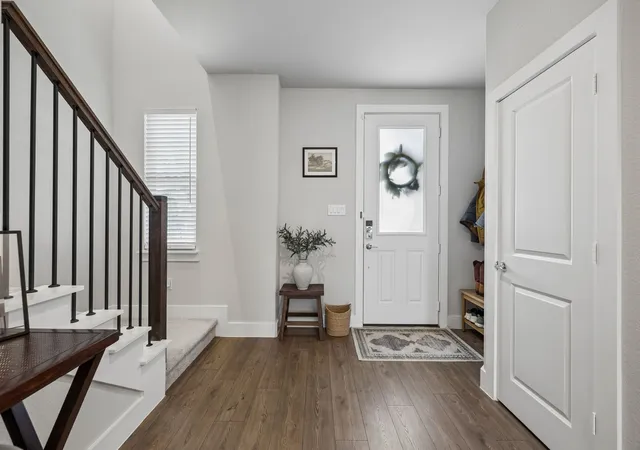 Photo 3 of Single family home for sale at 2277 Glacier Dr, Waxahachie, TX 75165 | MLS# 21326412 | Listing updated on 2026-09-19