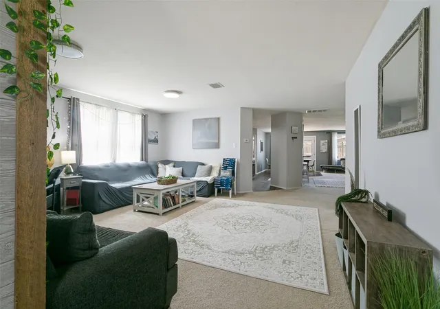 Photo 3 of Single family home for sale at 4548 Martingale View Ln, Fort Worth, TX 76244 | MLS# 21318478 | Listing updated on 2026-08-01