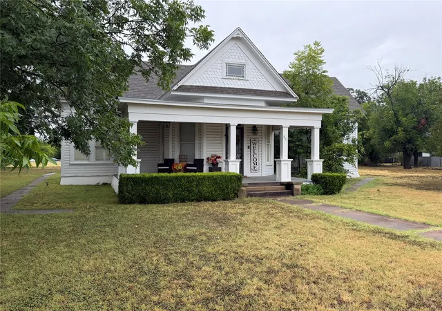 Photo 2 of Sale Pending at 601 N San Jacinto St, Whitney, TX 76692 | MLS# 21328745 | Listing updated on 2026-09-14