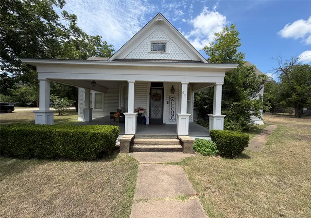 Photo 3 of Sale Pending at 601 N San Jacinto St, Whitney, TX 76692 | MLS# 21328745 | Listing updated on 2026-09-14
