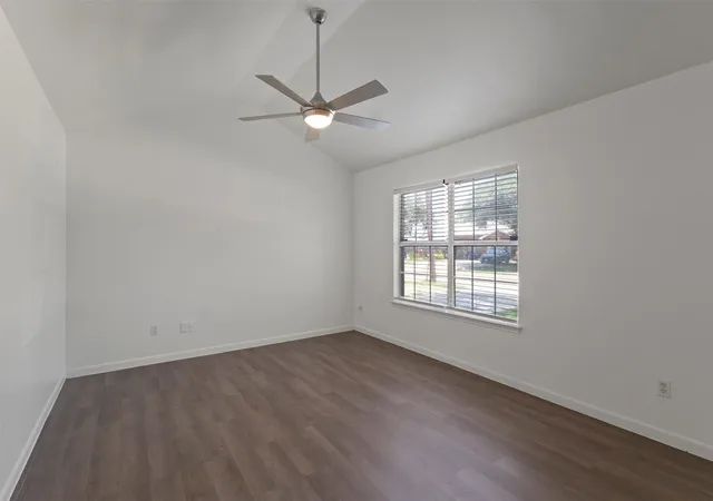 Photo 2 of Single family home for sale at 4650 Mexicana Rd, Dallas, TX 75212 | MLS# 21328809 | Listing updated on 2026-07-31