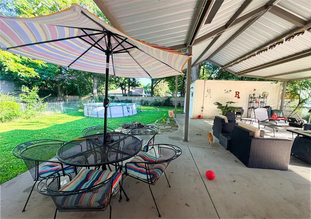 Photo 3 of Single family home for sale at 2124 Culbertson St, Paris, TX 75460 | MLS# 21328782 | Listing updated on 2026-09-03