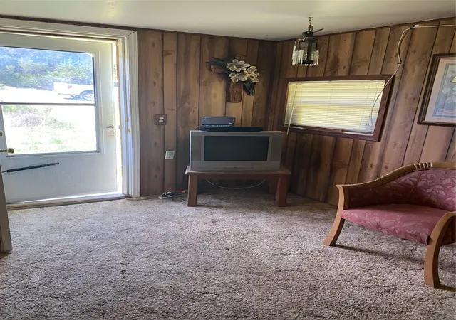Photo 2 of Single family home for sale at 3315 Frontier Trl, Granbury, TX 76048 | MLS# 21328826 | Listing updated on 2026-09-08